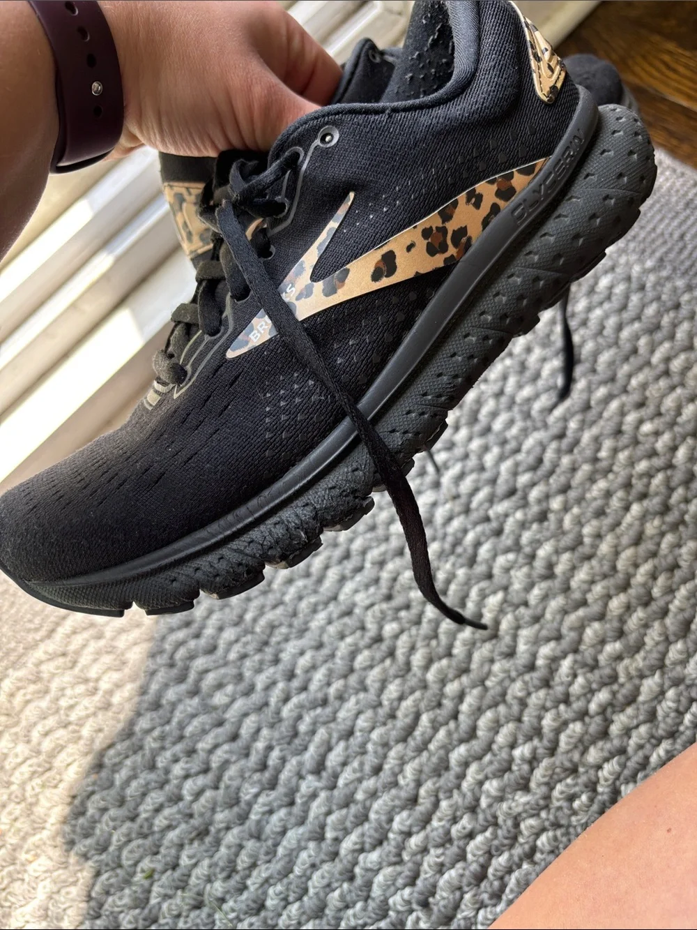 Brooks Glycerin Black Running Shoes with Leopard Print Accent - Picture 5 of 6
